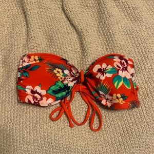 Hollister Strapless Bikini Top